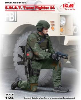 SWAT Team Fighter #4 w/Hand Gun