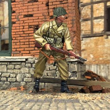 WW2: U.S. Armored Infantryman with M1 Garand Alert 1943-45