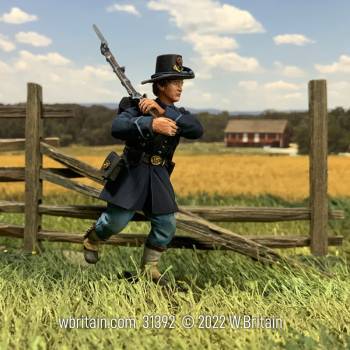 American Civil War: Federal Iron Brigade Advancing at Right Shoulder Wearing Gaiters