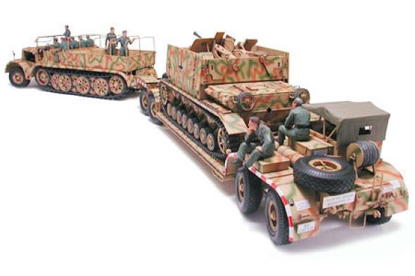 FAMO Halftrack & Trailer