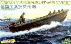 German Sturmboat with Pioniere