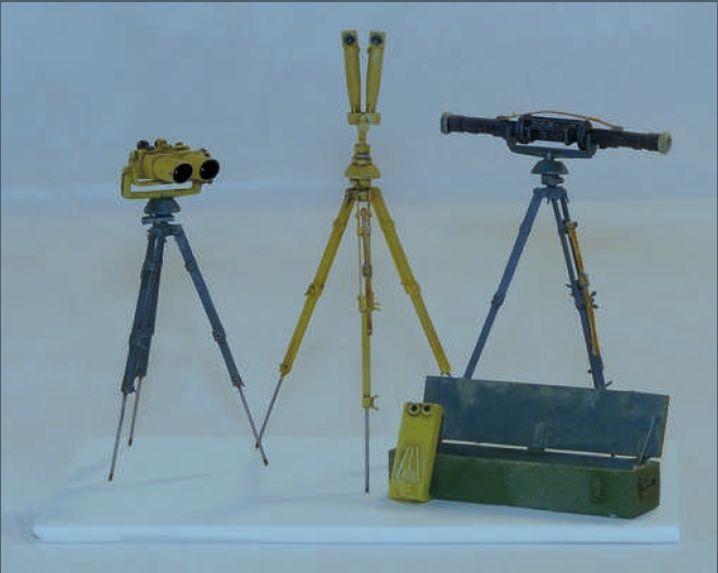 German WW2 Field Optical Equipment