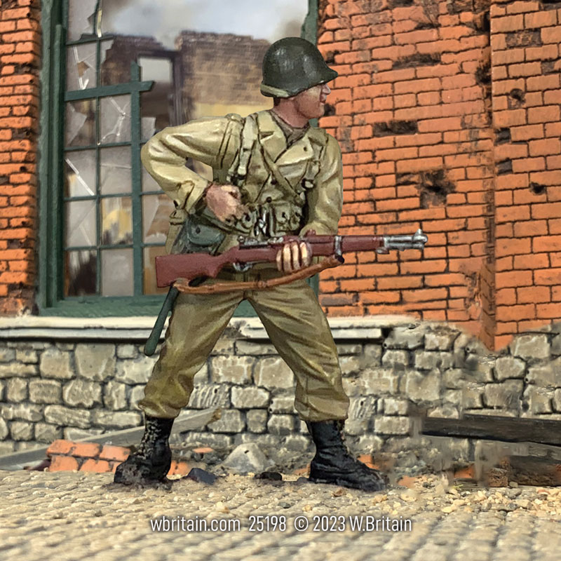 WW2: U.S. Armored Infantryman Reaching for Clip 1943-45