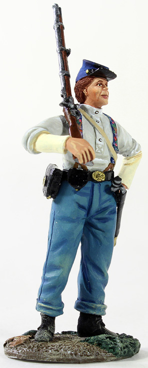 American Civil War: Federal Infantryman in Shirtsleeves with Shouldered Musket